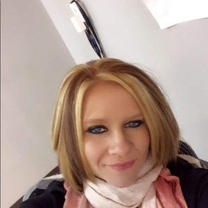 Meet your Posher, Chrystal